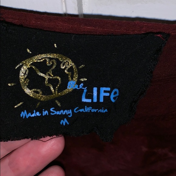 Planet Blue flowy red tie dye blouse - Picture 3 of 3